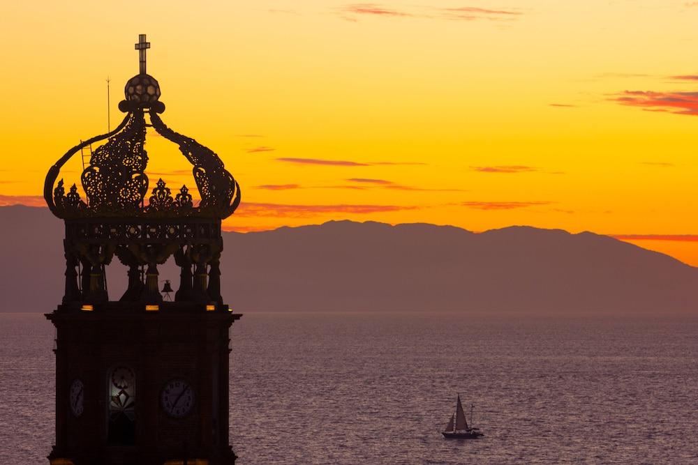 Los Arcos Suites Puerto Vallarta Exteriör bild